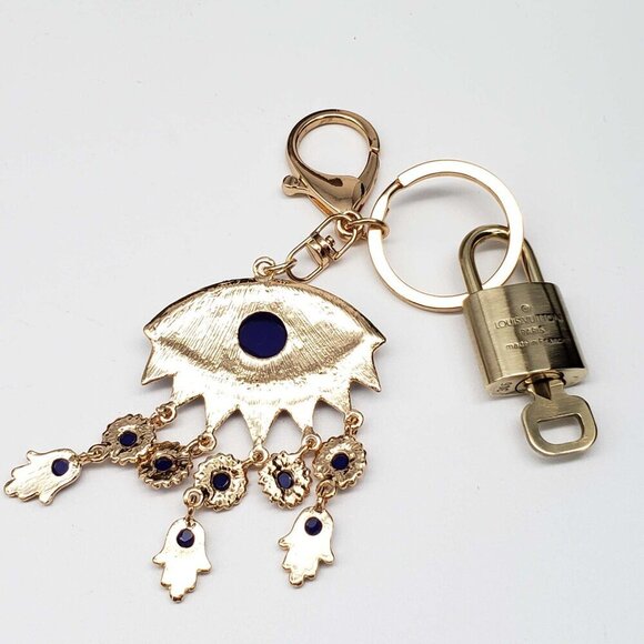 Authentic Louis Vuitton Lock & Key with unbranded Bagcharm, Keycharm 120925 - Picture 5 of 9